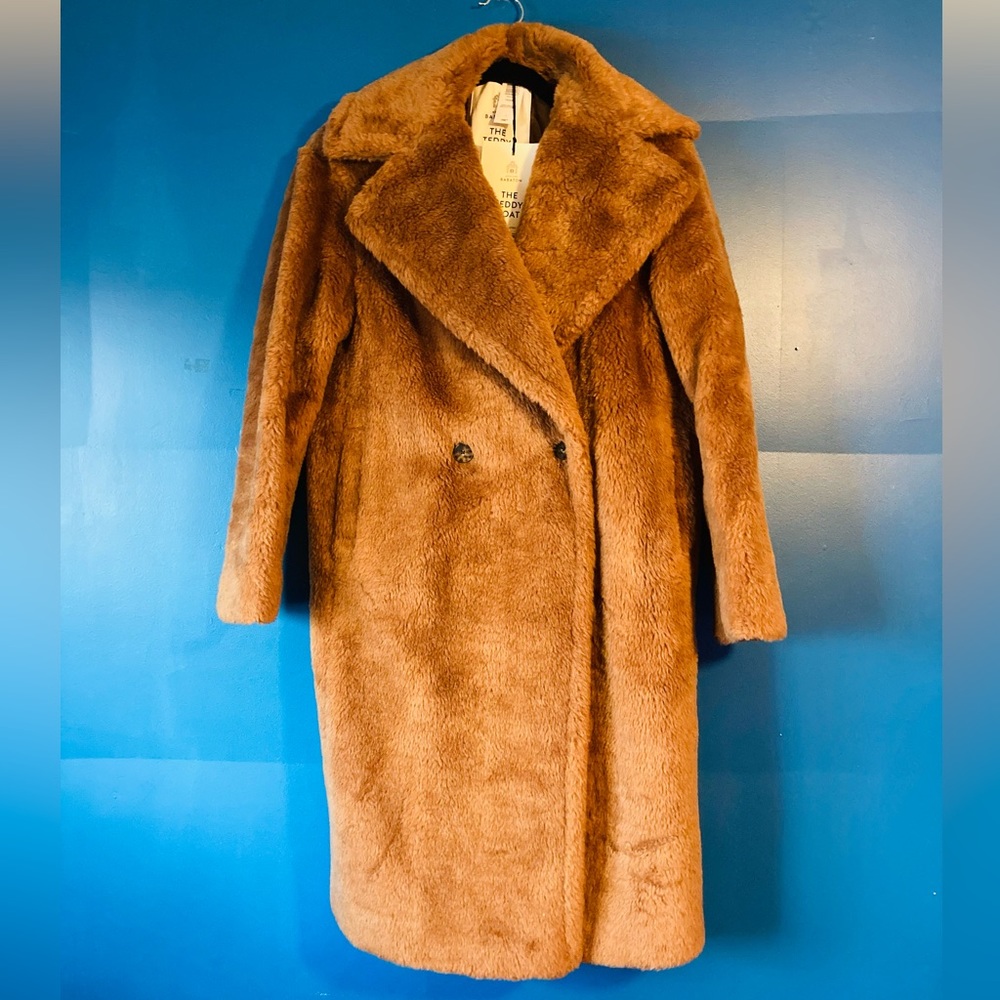 BNWT Babaton teddy slouch coat size 1